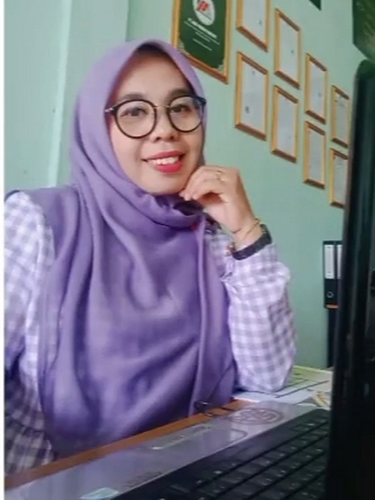 Sri Wahyuni
